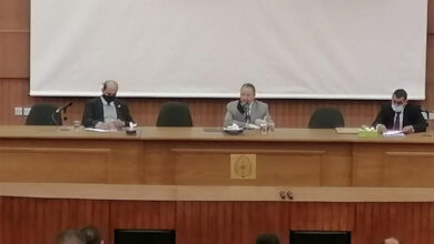 Photo of رئيس الطفيلة التقنية يلتقي اللجنة العليا لجائزة الجامعة المتميزة