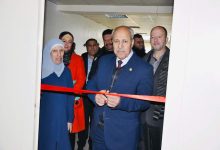 صورة افتتاح مختبر للطاقة المتجددة المتكاملة في الطفيلة التقنية 