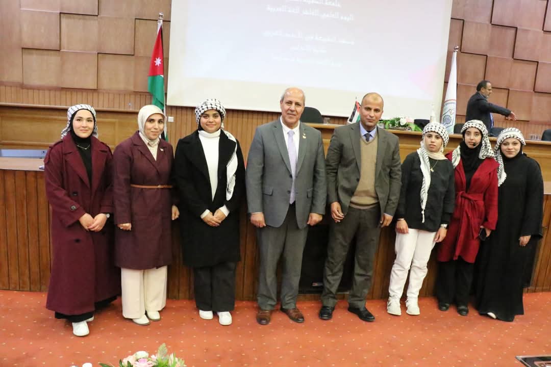 Photo of “جامعة الطفيلة التقنية تحتفي باليوم العالمي للغة العربية من خلال تنظيم اليوم العلمي العاشر بعنوان ‘وصف الطبيعة في الأدب العربي’.”