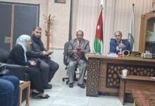 صورة المحاسنة يترأس اجتماع اللجنة العليا لتخريج الفوج العشرين من جامعة الطفيلة التقنية